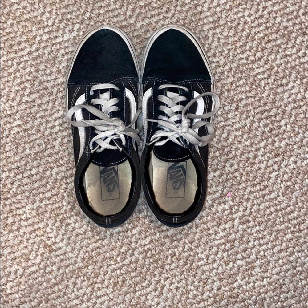 Black vans